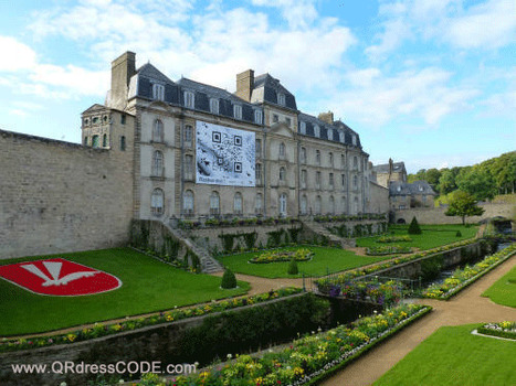 QRCode géant : Une Fresque numérique fait de Vannes la capitale des QR codes | UseNum - Tourisme | Scoop.it