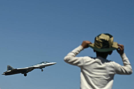 Putin offers Su-57 to India as New Delhi faces stealth fighter gap | DEFENSE NEWS | Scoop.it