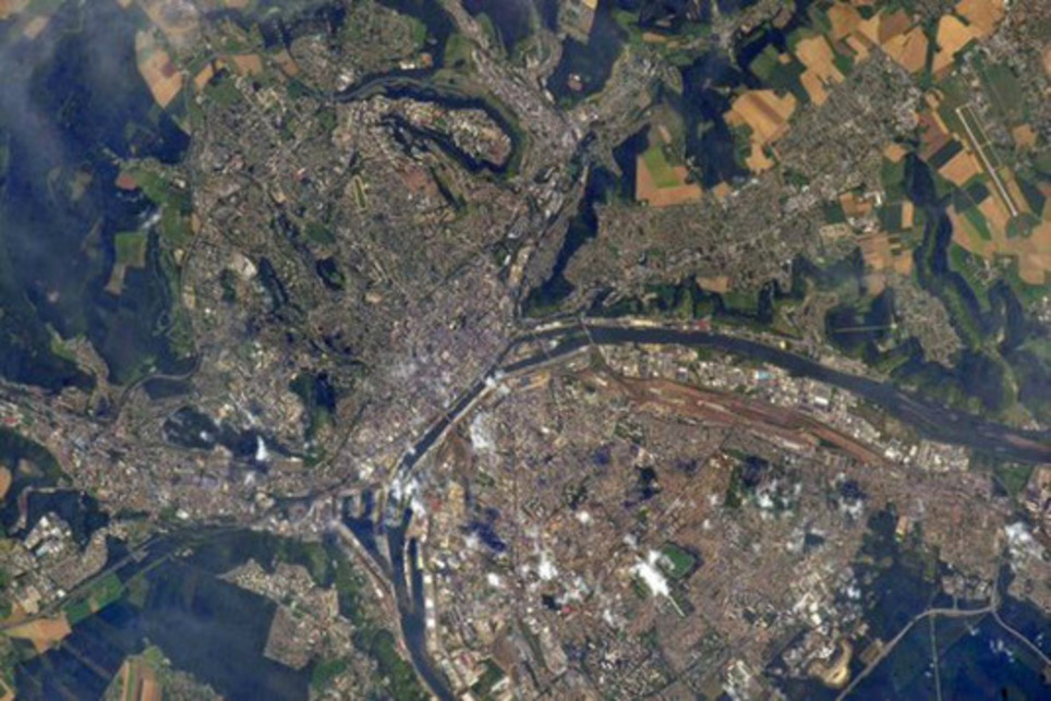 Rouen La photo de Rouen, depuis l'espace, prise par un astronaute am&eacute;ricain | Veille territoriale AURH | Scoop.it