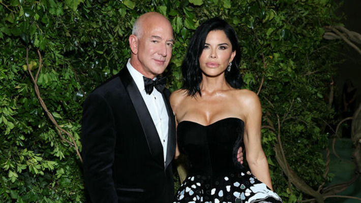 Jeff Bezos Makes Major Financial Decision After Report He & Lauren Sanchez Are Going to Court For Money | The UHNW Lifestyle Report | Scoop.it
