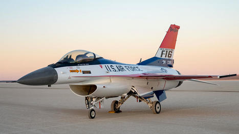 The F-16 Viper Demonstration Team Unveils New Retro 50th Anniversary Paint Scheme | DEFENSE NEWS | Scoop.it