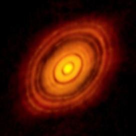 La primera imagen de planetas nacientes muestra mundos apretujados | Universo y F&iacute;sica Cu&aacute;ntica | Scoop.it