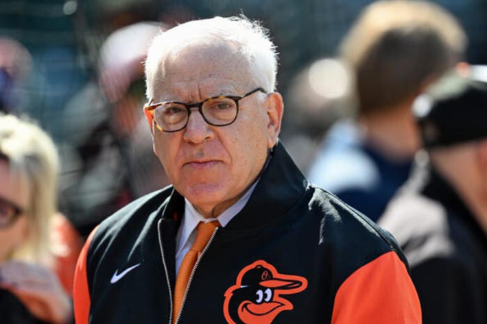 Billionaire David Rubenstein told us why he paid $1.7 billion for a baseball team, and shared his 2 biggest investing mistakes | Family Office & Billionaire Report - Empowering Family Dynasties | Scoop.it