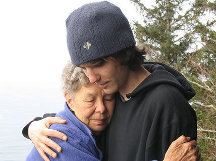 The Physiological Benefits of Hugging | Healing Practices | Scoop.it