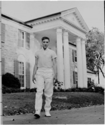 Elvis&rsquo; &lsquo;Graceland&rsquo; Deal: 55 Years Ago for $1,000&nbsp;Down | Antiques & Vintage Collectibles | Scoop.it