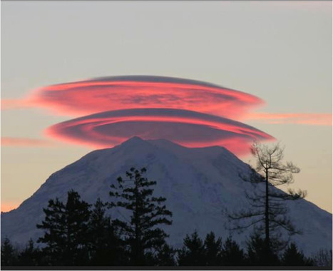 Pic De Bugarach et altocumulus lenticularis | Bugarach | Scoop.it