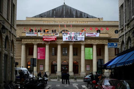L&rsquo;Od&eacute;on, &laquo; th&eacute;&acirc;tre public et symbolique &raquo;, de nouveau occup&eacute; | Revue de presse th&eacute;&acirc;tre | Scoop.it