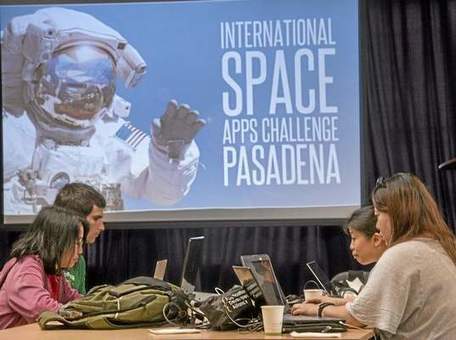 Bright minds collaborate at NASA-sponsored 'hackathon' in Pasadena - The Pasadena Star-News | Peer2Politics | Scoop.it
