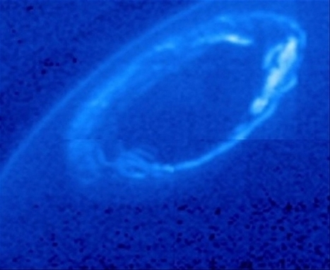 Saturn's Polar Auroras --A Dazzling Light Show | Ciencia-Física | Scoop.it