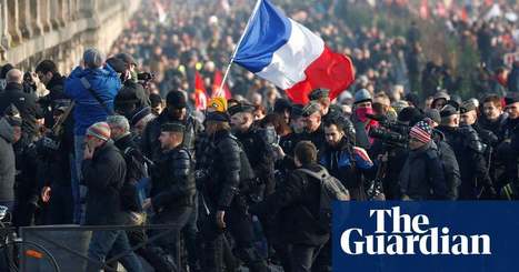 Eurozone growth close to stalling as French and Italian GDPs shrink | Business | The Guardian | International Economics: IB Economics | Scoop.it
