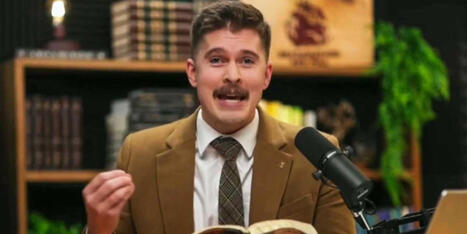 Charlie Kirk Show condemns 'blasphemy from our president' after Trump shares Jesus pic - Raw Story | Backstabber Watch | Scoop.it