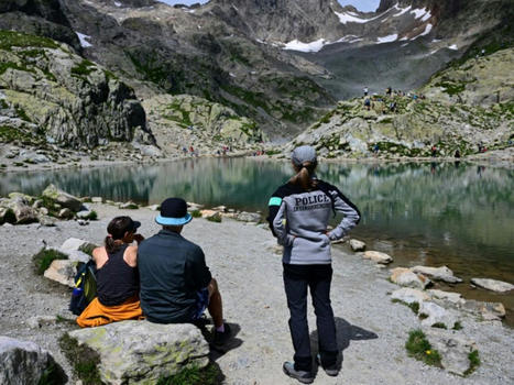 Dans les Alpes, le lac Blanc face au défi du surtourisme | Biodiversité | Scoop.it