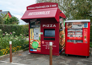 Les maires démunis face à l’essor des distributeurs de pizzas et des boîtes à colis | Veille territoriale AURH | Scoop.it