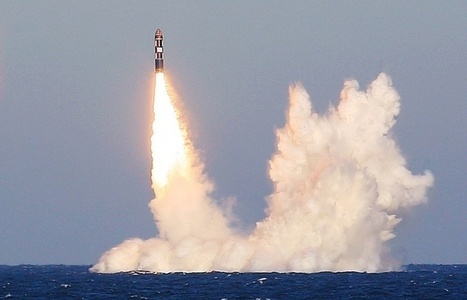 Tir d'essai réussi de missile balistique Bulava depuis le SNLE russe Vladimir Monomakh type Borei | Newsletter navale | Scoop.it