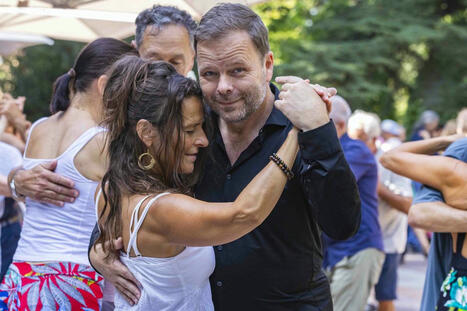 ▶️ &laquo;&nbsp;Quand on s&rsquo;y met, on ne peut plus en sortir&nbsp;&raquo; Revivez les 25&nbsp;ans de Tarbes en tango, plus gros festival de tango du monde ! - La R&eacute;publique des Pyr&eacute;n&eacute;es.fr | Accueil | Scoop.it