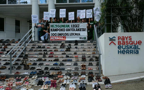 Barthes de Mouguerre : plus de 300 paires de chaussures déposées devant l’Agglomération Pays basque, qui cède | BABinfo Pays Basque | Scoop.it