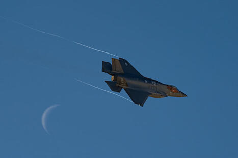 US Air Force outlines the fighter fleet it needs by 2035 | DEFENSE NEWS | Scoop.it