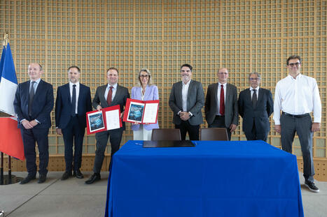 Signature du contrat stratégique de la filière électronique pour la période 2025-2028 | Prospective emploi compétence | Scoop.it